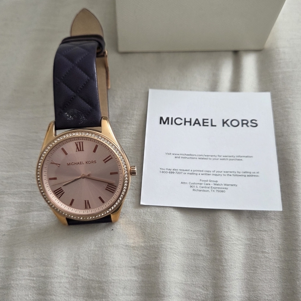 Michael Kors Rosegold Dial With A Quilted Plum Leather Strap - Picture 2 of 7